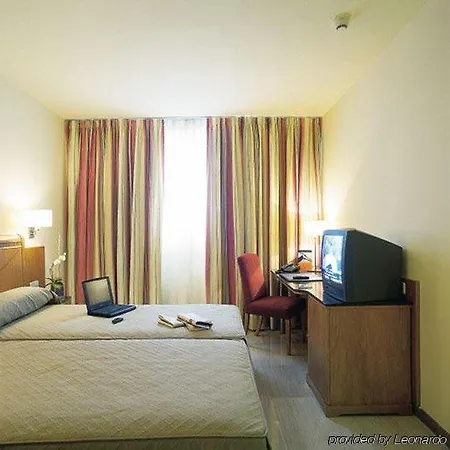 Exe Barbera Parc Hotel 4*