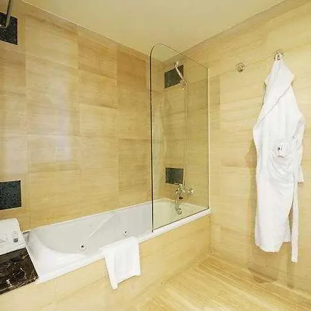 엑스 바르베라 파르크 호텔 4*